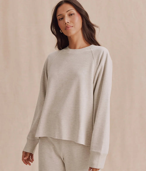 Winslow Raglan Top: Pale Oak Heather
